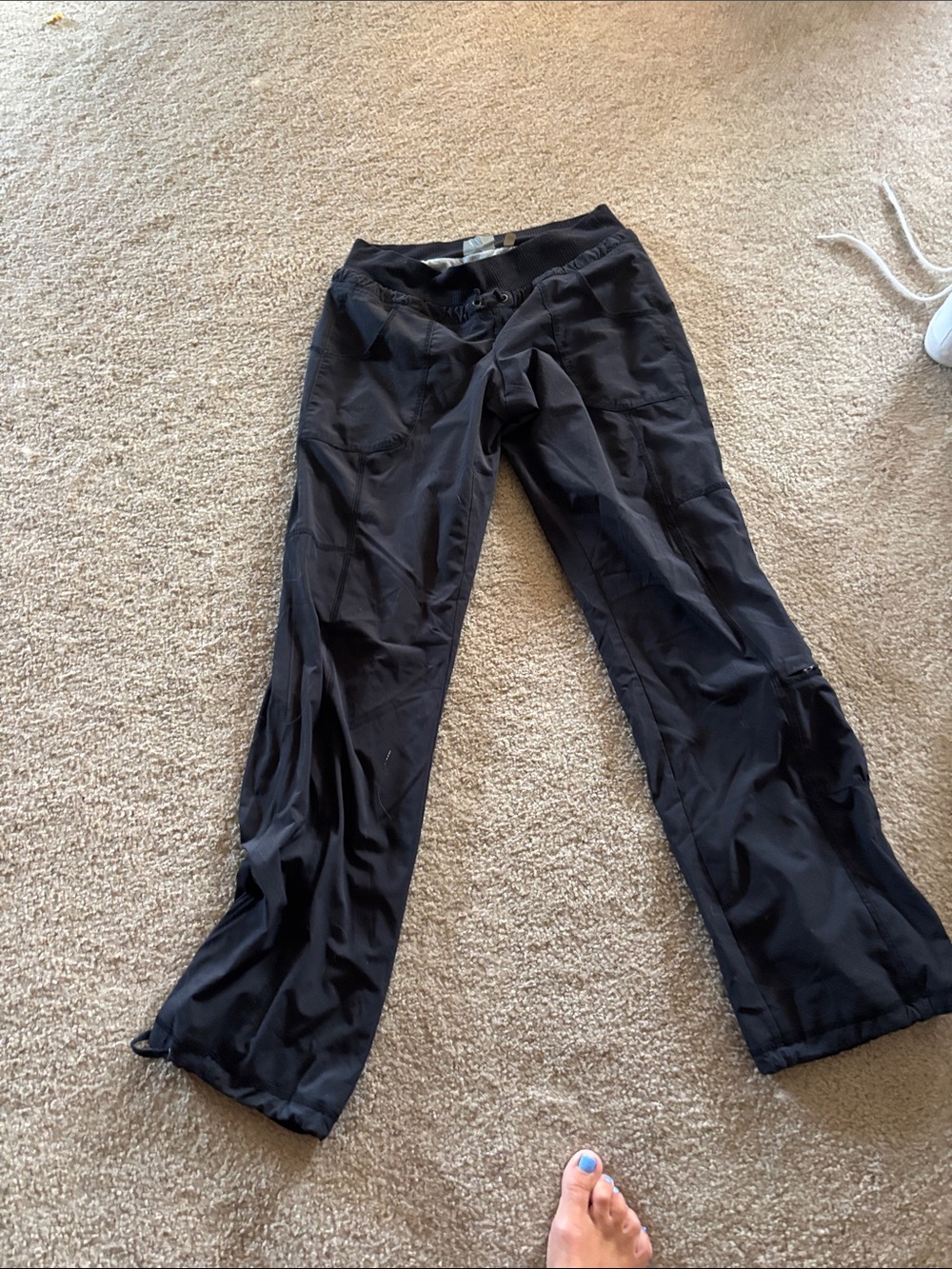 Athleta Women’s Black Sweatpants